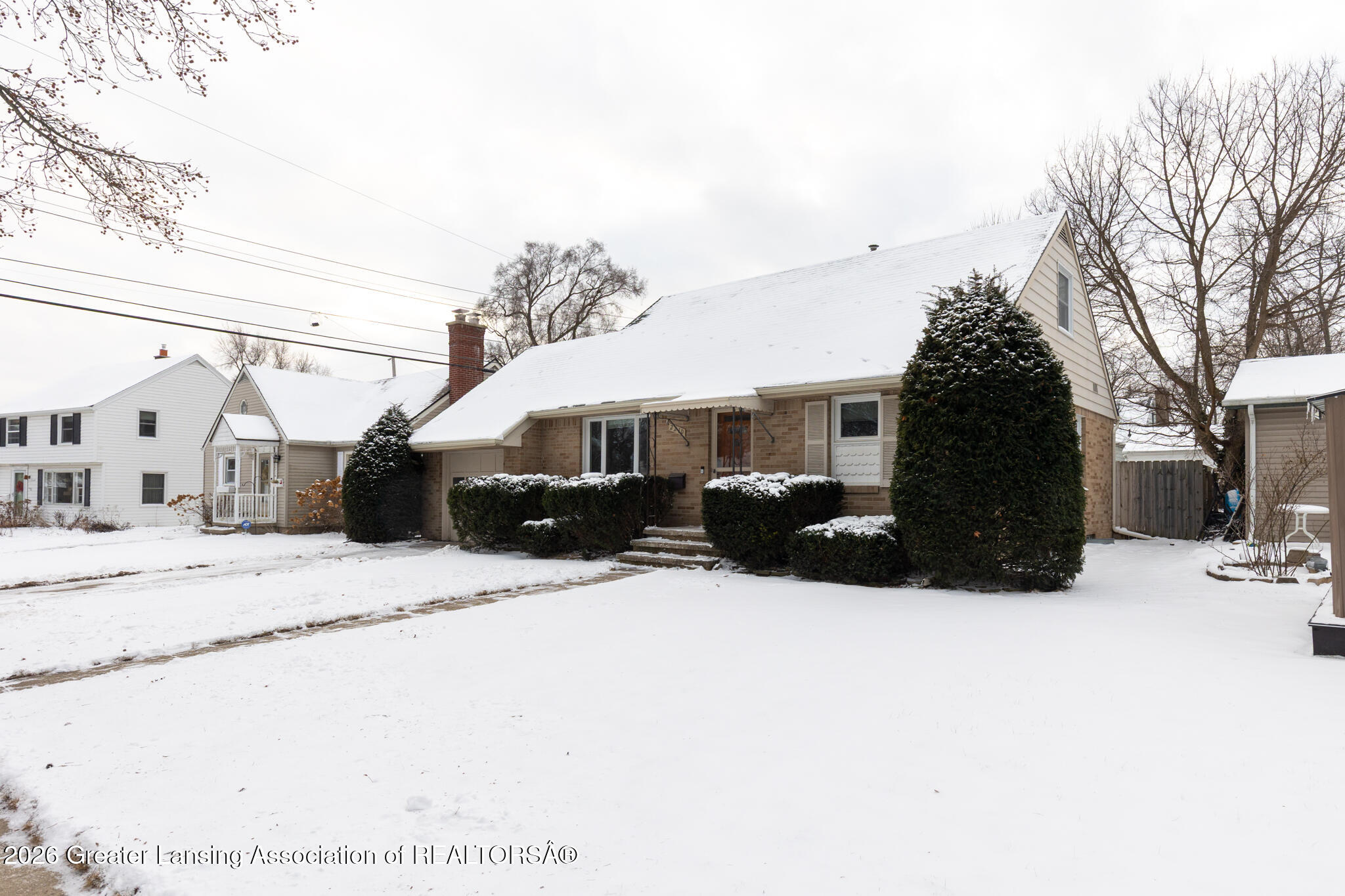 2210 Fairfax Road Lansing, MI 48910 - Photo 2 of 25 2210_Fairfax_KIM-3