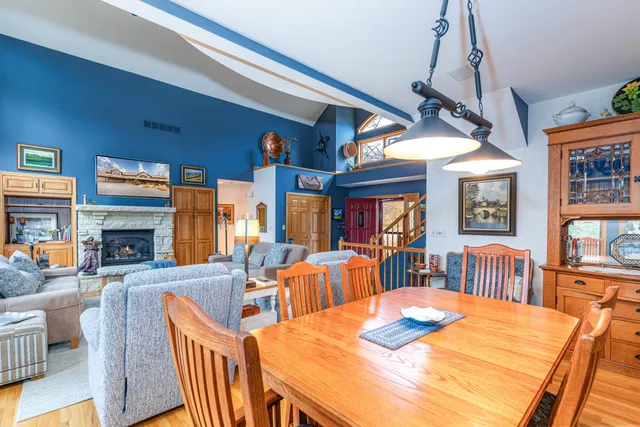 a view of a livingroom with furniture and window