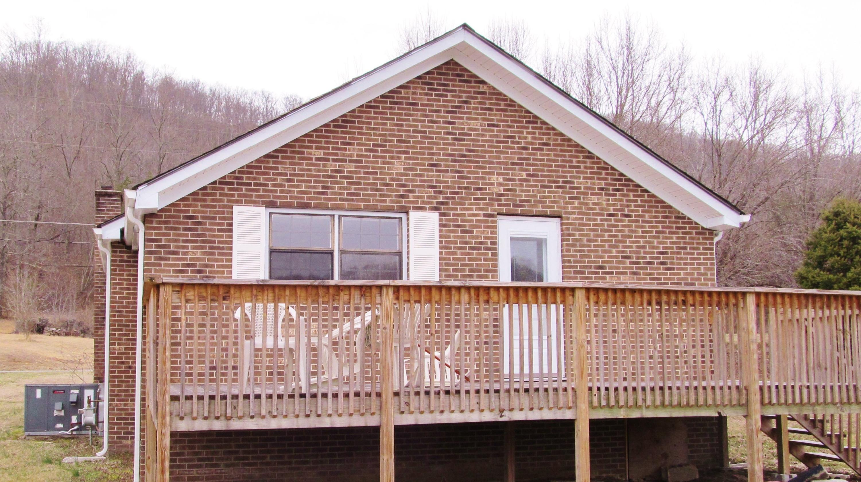 1180 Dutch Valley Road Clinton, TN 37716 - Photo 4 of 26 IMG_2999