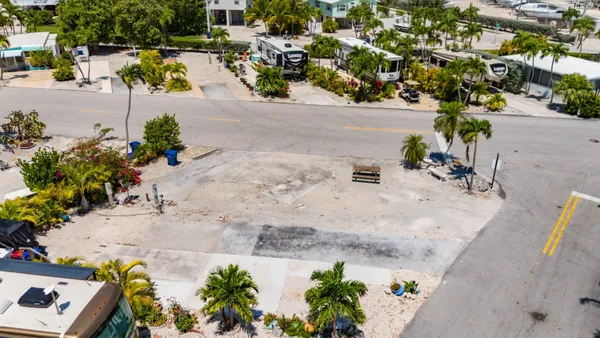 $259,000 | 701 Spanish Main Drive, Unit 69, Cudjoe, FL 33042