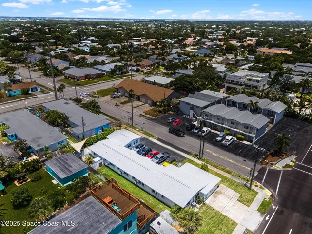 $1,795,000 | 402 South Orlando Avenue, Cocoa Beach, FL 32931