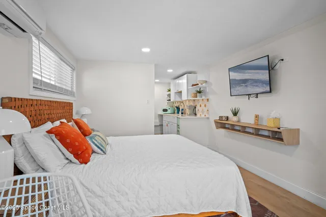 $1,795,000 | 402 South Orlando Avenue, Cocoa Beach, FL 32931