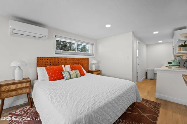 $1,795,000 | 402 South Orlando Avenue, Cocoa Beach, FL 32931