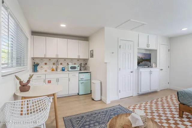 $1,795,000 | 402 South Orlando Avenue, Cocoa Beach, FL 32931