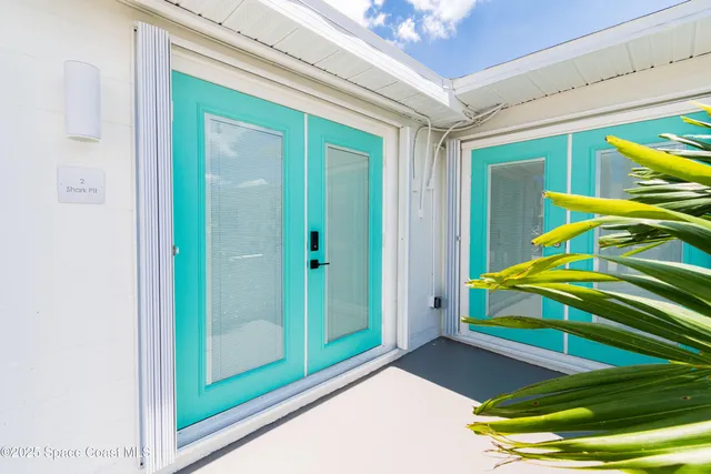 $1,795,000 | 402 South Orlando Avenue, Cocoa Beach, FL 32931