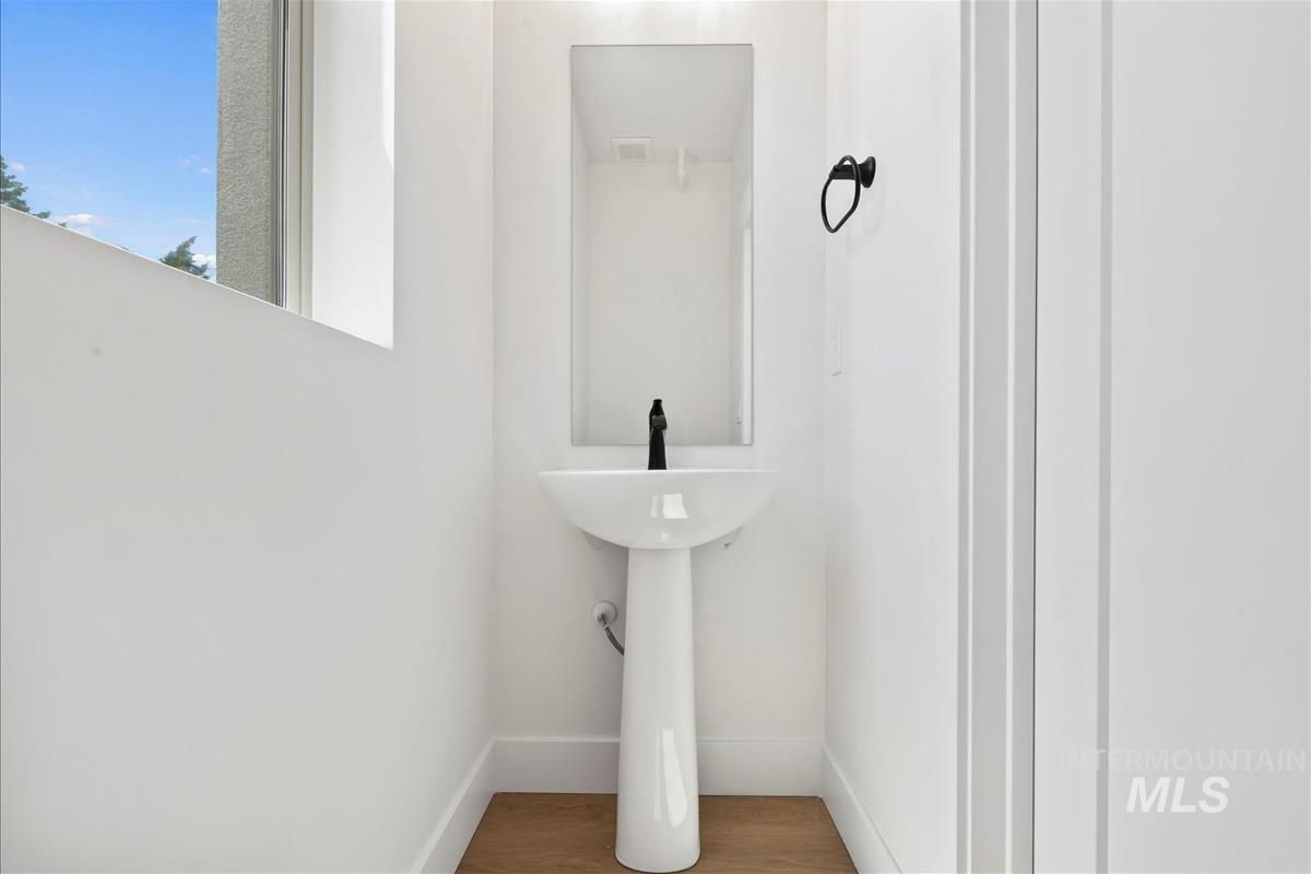 1705 South Rock View Lane Boise, ID 83705 - Photo 22 of 35