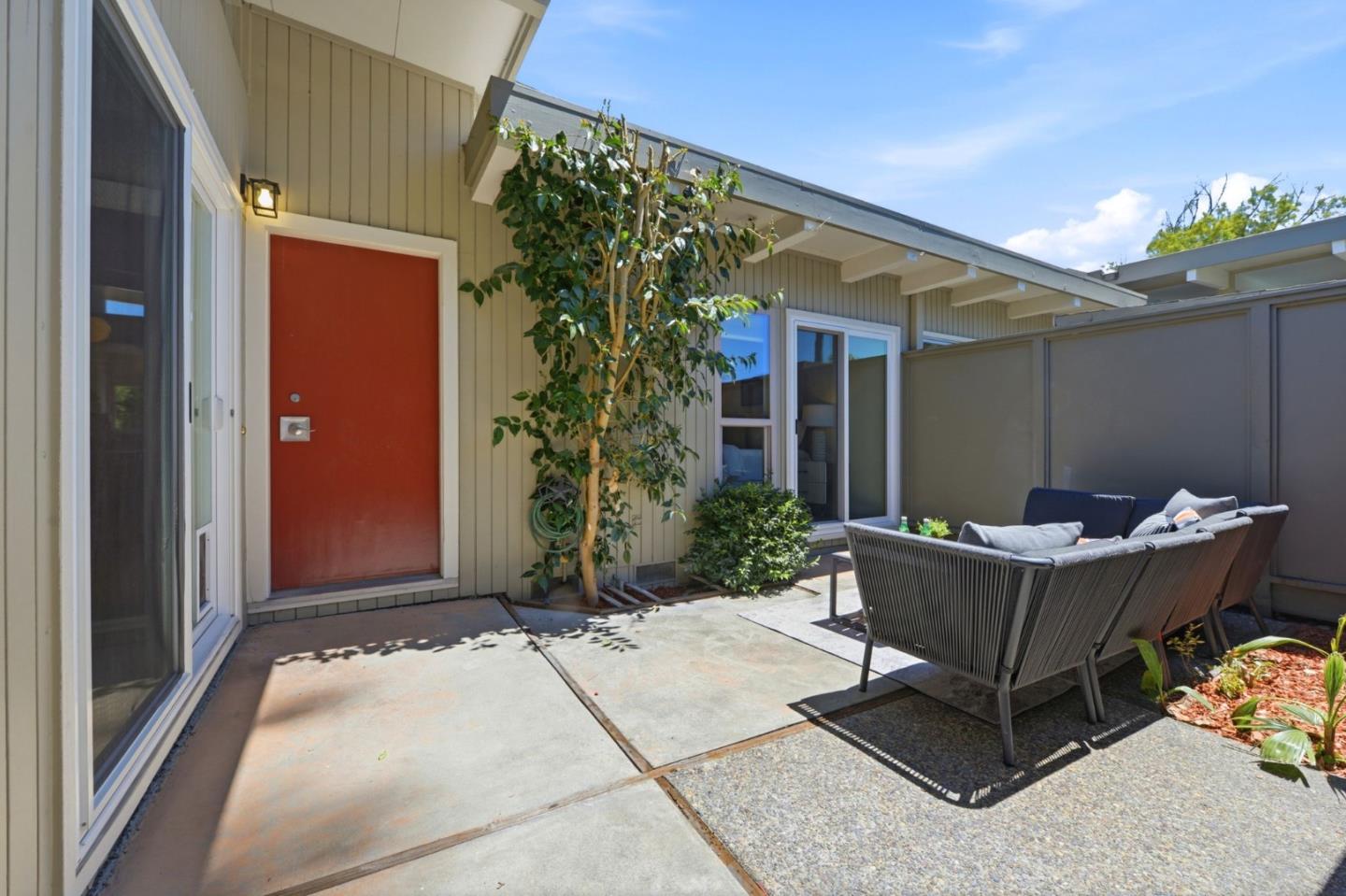 3909 Middlefield Road, Unit E Palo Alto, CA 94303 - Photo 29 of 38