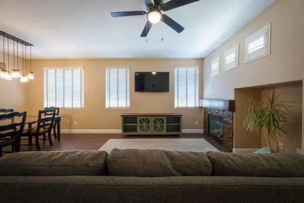 $515,000 | 2948 Red Clover Way, Lincoln, CA 95648