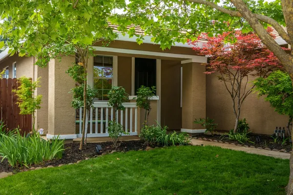 $515,000 | 2948 Red Clover Way, Lincoln, CA 95648