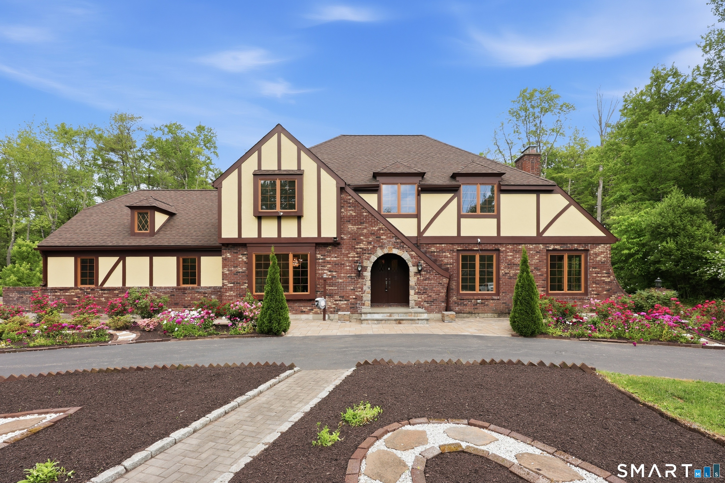 43 Windtree East Torrington, CT 06790 - Photo 1 of 38