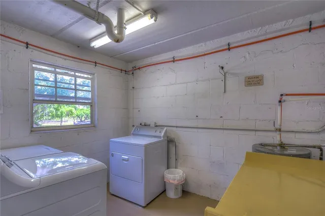 $1,800 | 230 North Bayshore Boulevard, Unit 106, Clearwater, FL 33759