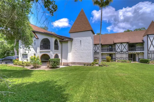 $1,800 | 230 North Bayshore Boulevard, Unit 106, Clearwater, FL 33759