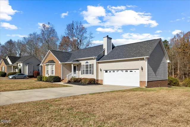 $260,000 | 609 Fernway Drive, Burlington, NC 27217