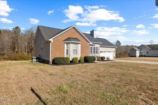 $260,000 | 609 Fernway Drive, Burlington, NC 27217
