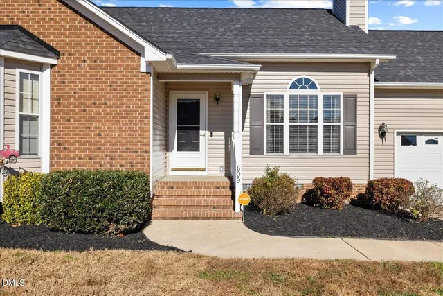 $260,000 | 609 Fernway Drive, Burlington, NC 27217