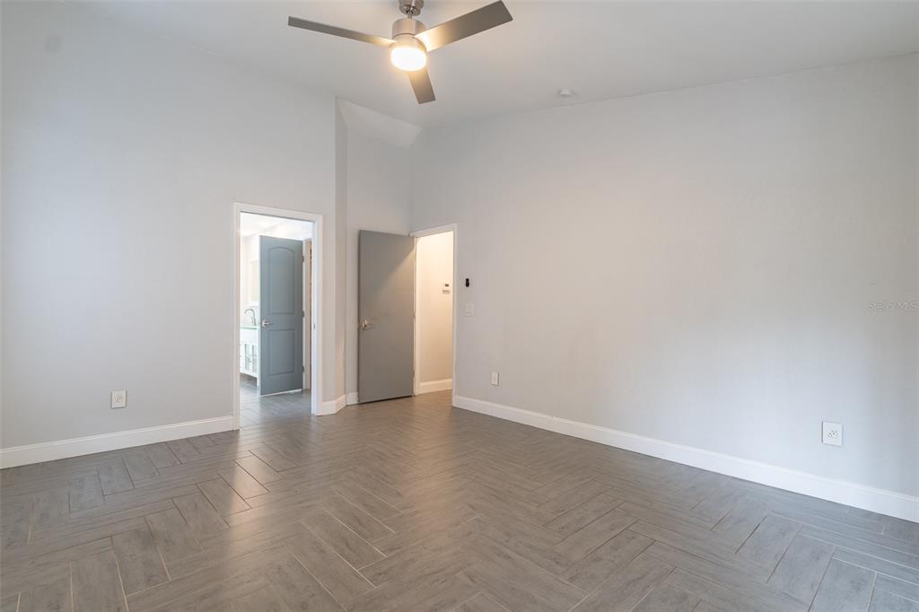 2402 Prairie Place Lutz, FL 33549 - Photo 13 of 40