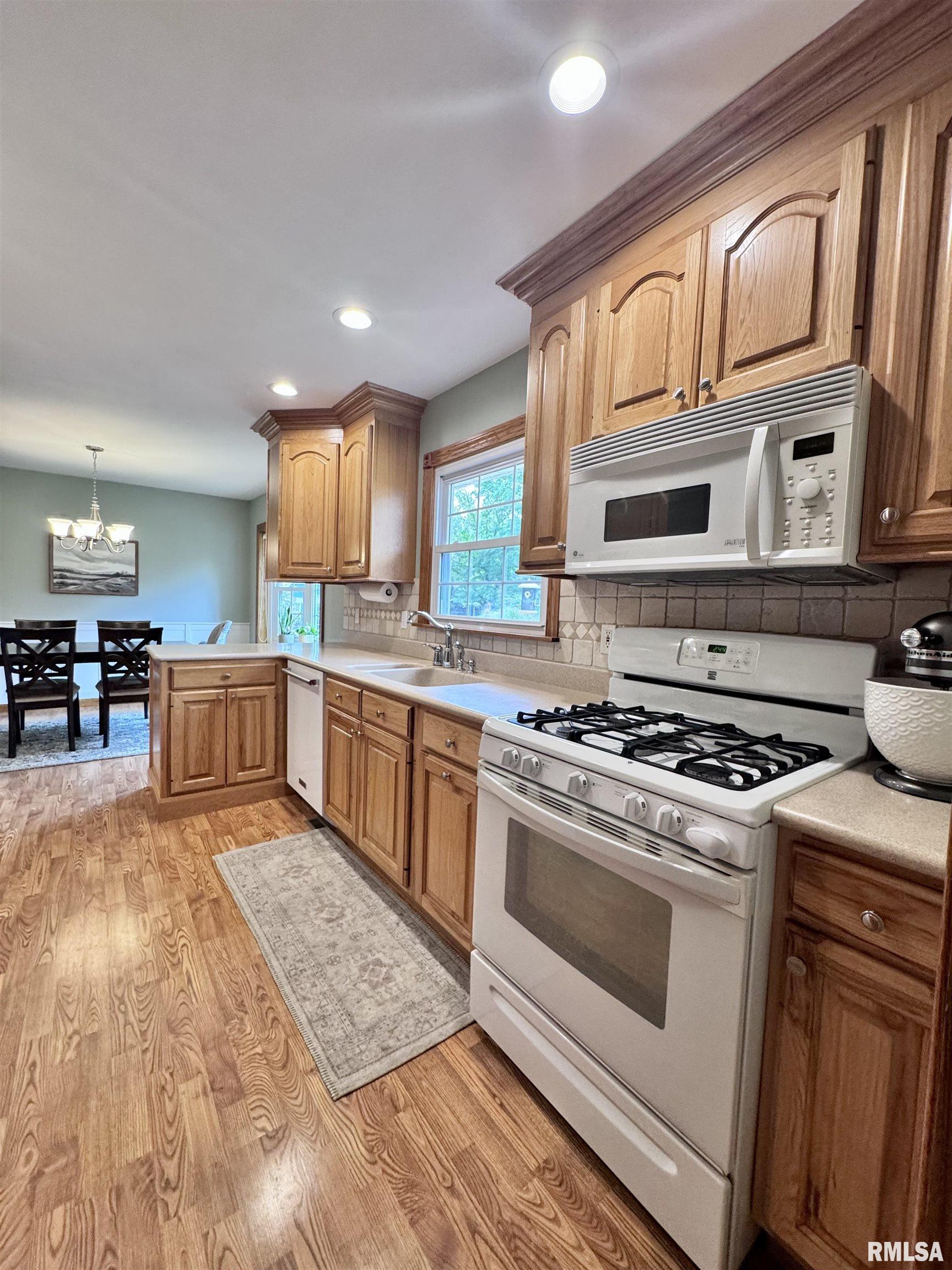 158 Penny Lane Macomb, IL 61455 - Photo 11 of 28