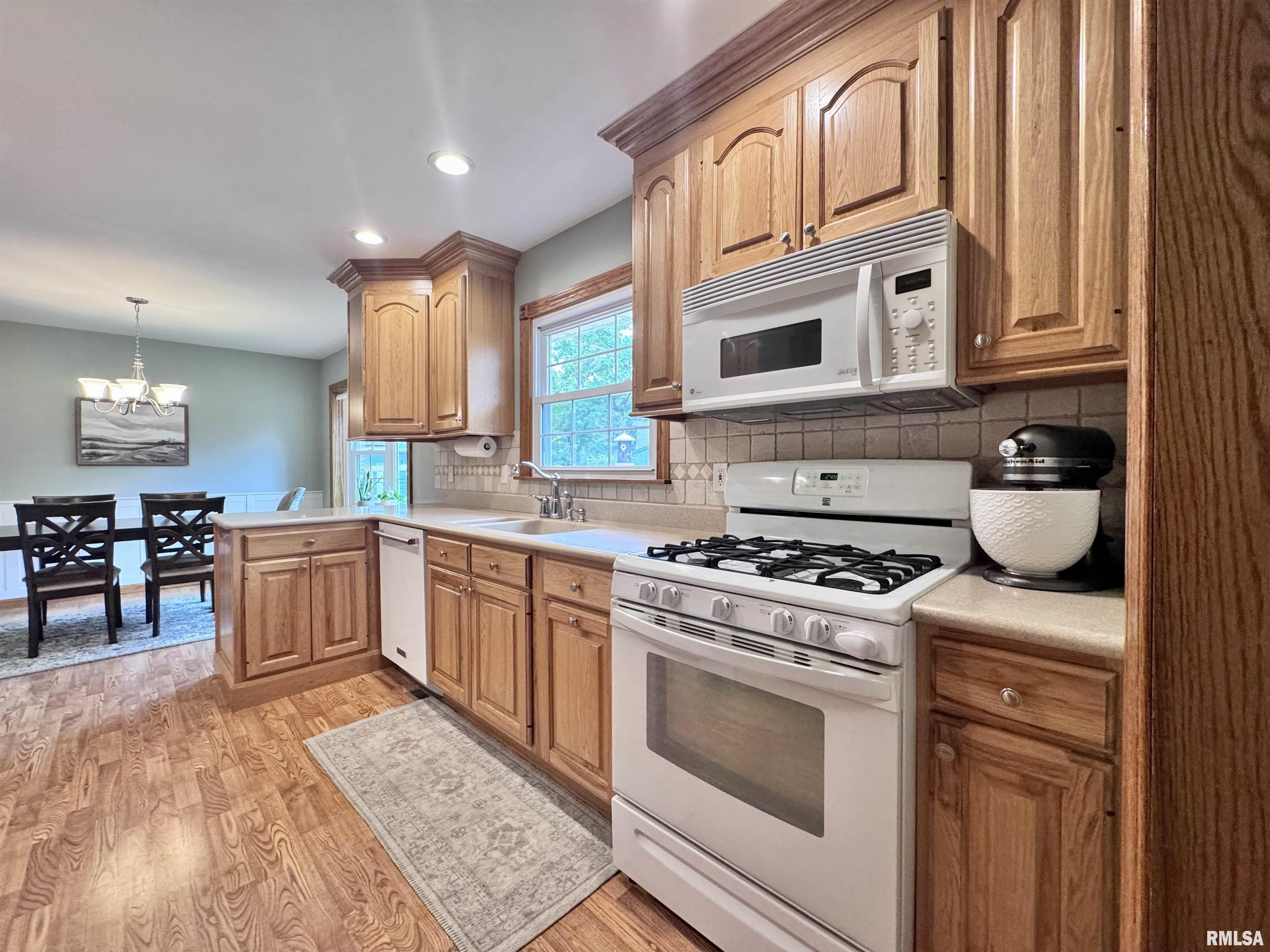 158 Penny Lane Macomb, IL 61455 - Photo 12 of 28