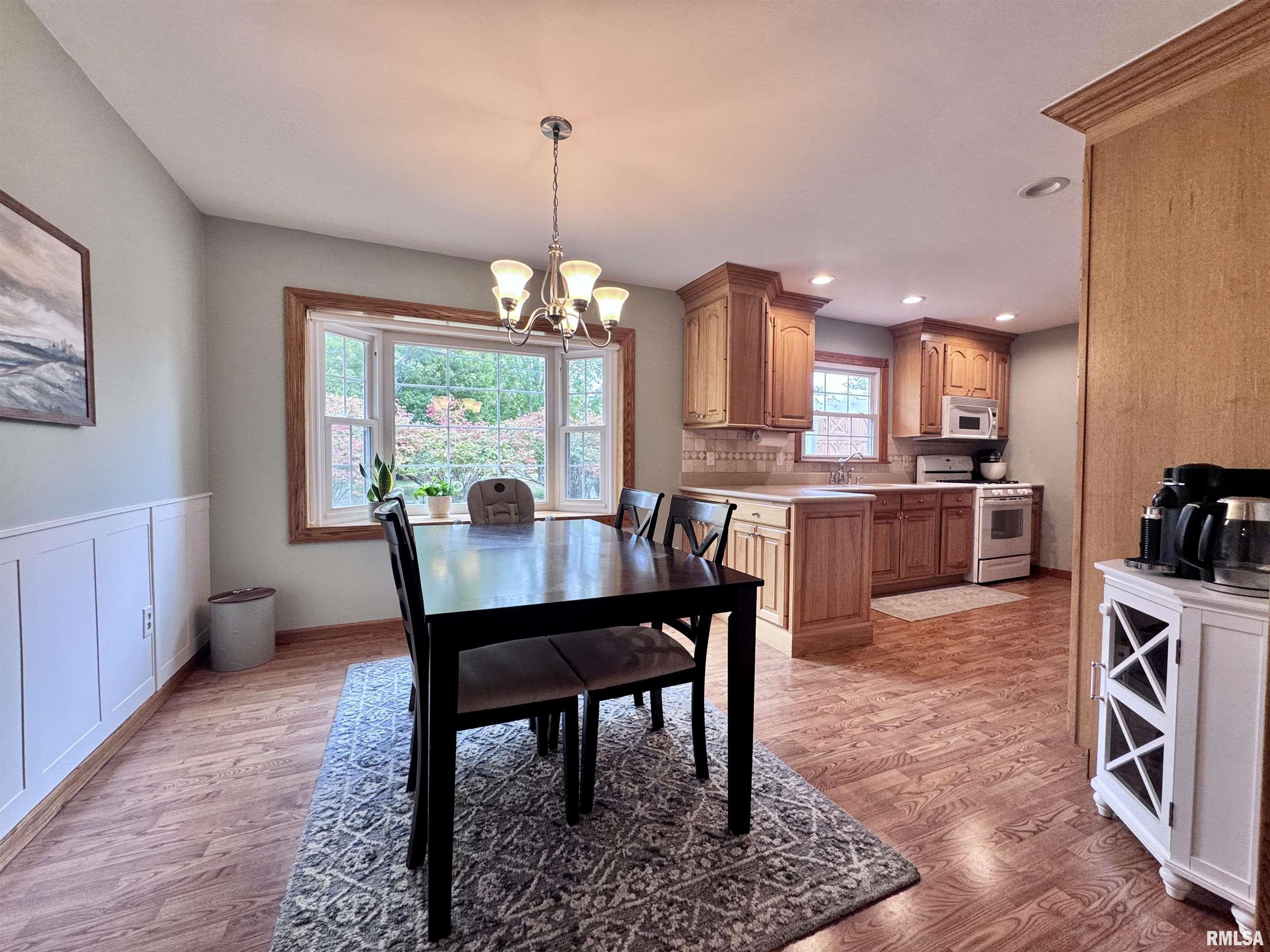 158 Penny Lane Macomb, IL 61455 - Photo 6 of 28