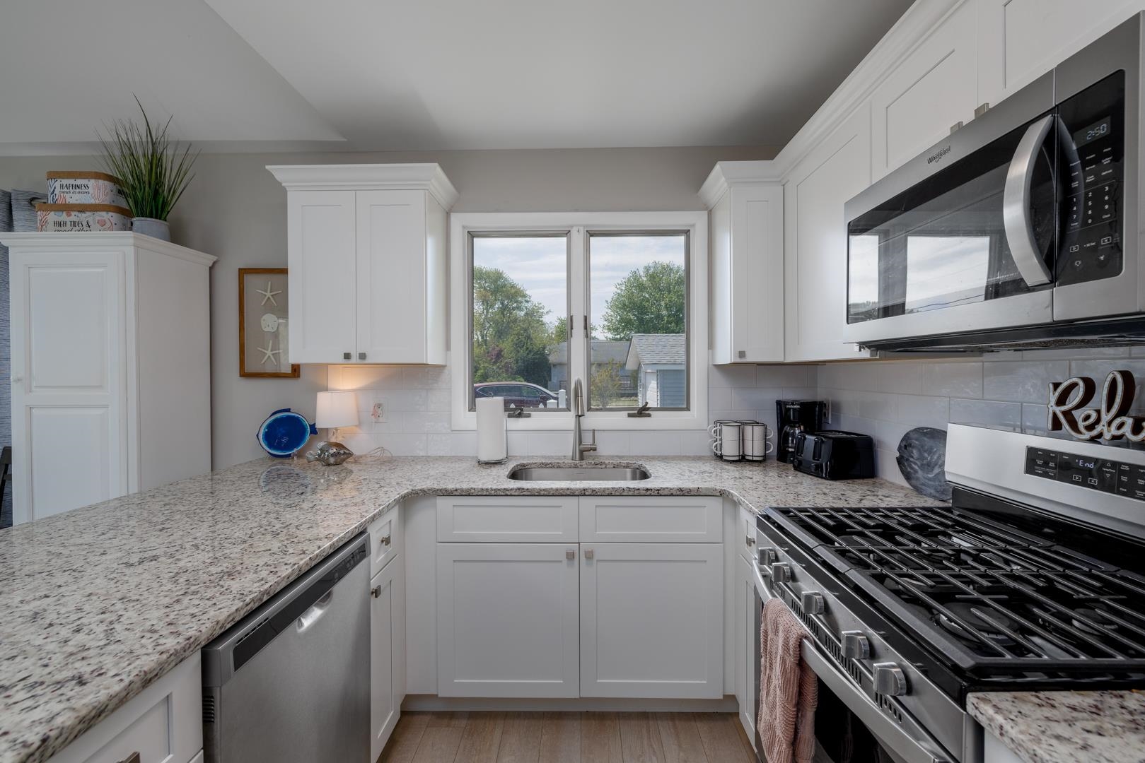 110 Sunray Road Del Haven, NJ 08251 - Photo 10 of 28