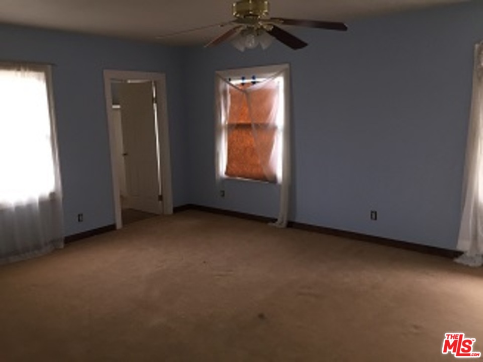 1809 Virginia Road Los Angeles, CA 90019 - Photo 15 of 34