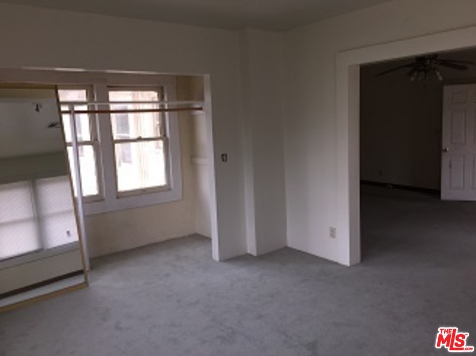1809 Virginia Road Los Angeles, CA 90019 - Photo 19 of 34