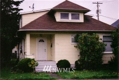 315 Smithers Avenue South Renton, WA 98057 - Photo 1 of 1 a view of a house with potted plants and a yard