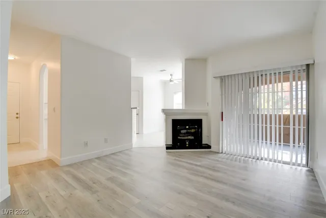 $1,700 | 9000 South Las Vegas Boulevard, Unit 2067, Las Vegas, NV 89123