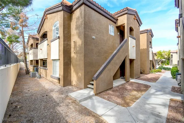 $1,700 | 9000 South Las Vegas Boulevard, Unit 2067, Las Vegas, NV 89123