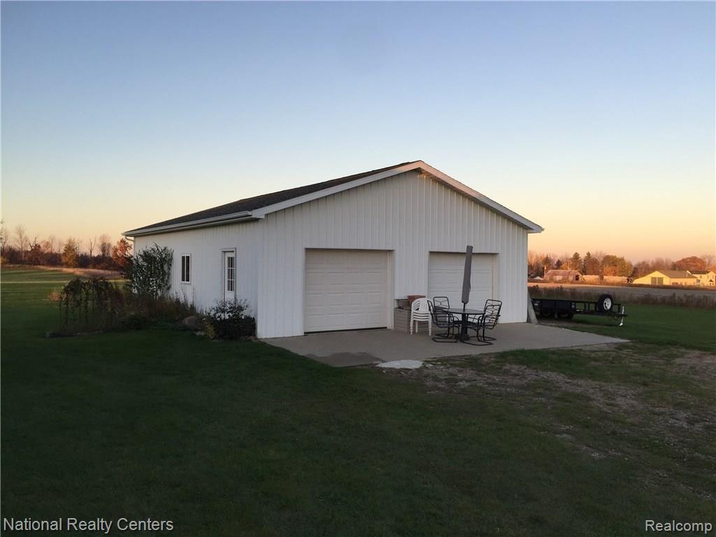6893 Lothrop Road Imlay City, MI 48444 - Photo 15 of 98 2016-11-07 16.56