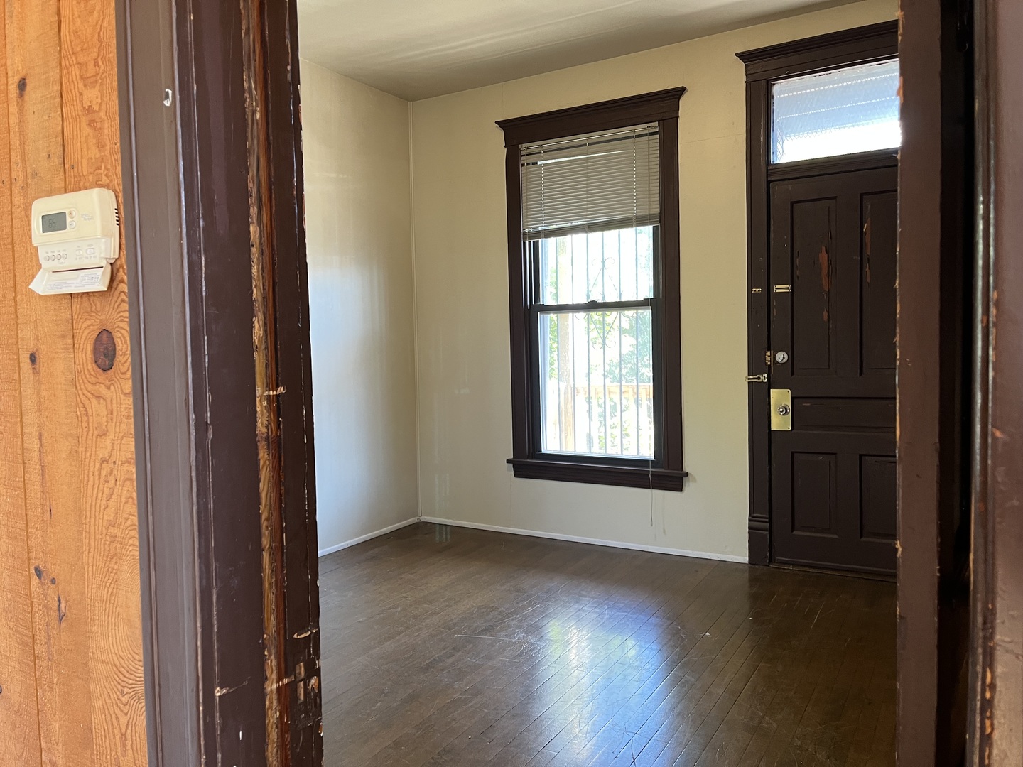3765 North Kenmore Avenue, Unit 3E Chicago, IL 60613 - Photo 12 of 17