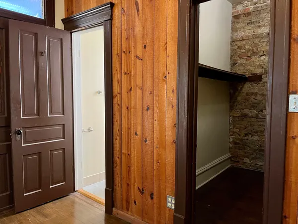 $3,500 | 3765 North Kenmore Avenue, Unit 3E, Chicago, IL 60613