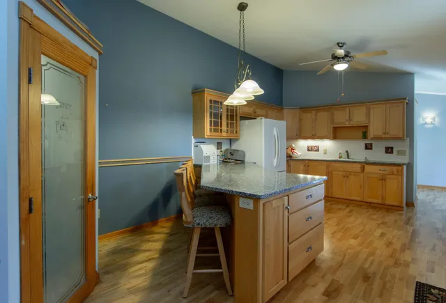 $575,000 | 47158 156th Place, Tamarack, MN 55787