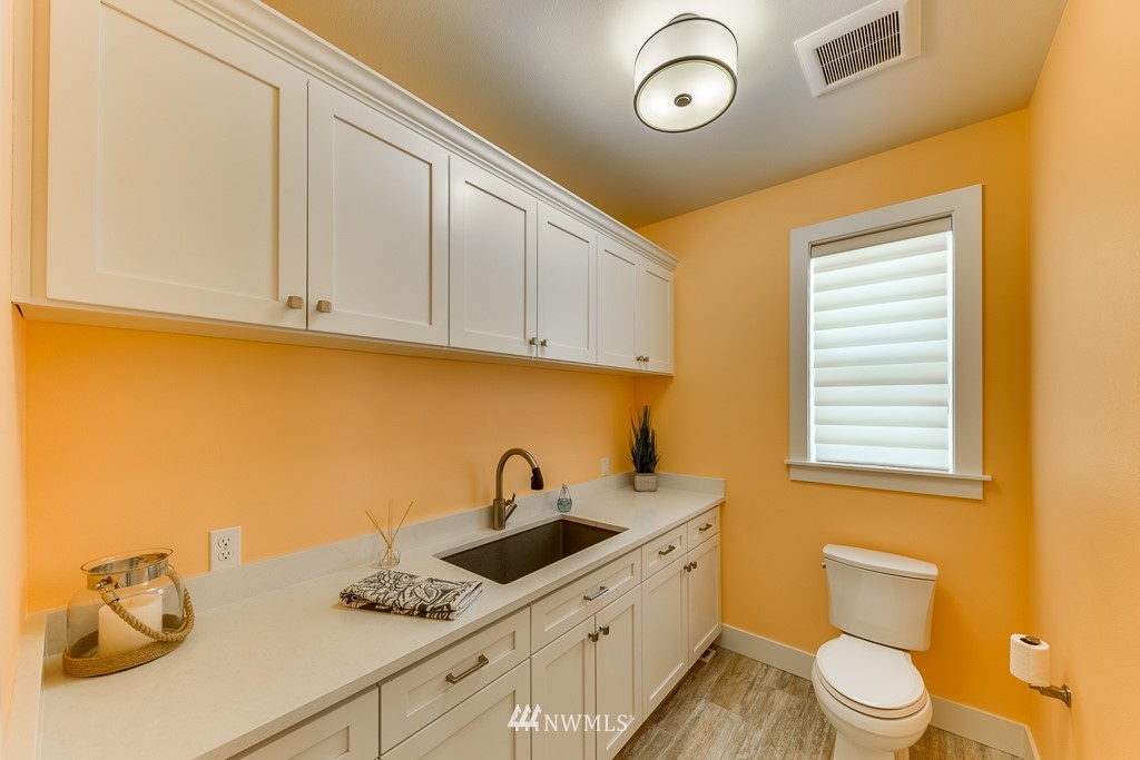 709 183rd Street Southeast Bothell, WA 98012 - Photo 13 of 25 Gallery Image 13