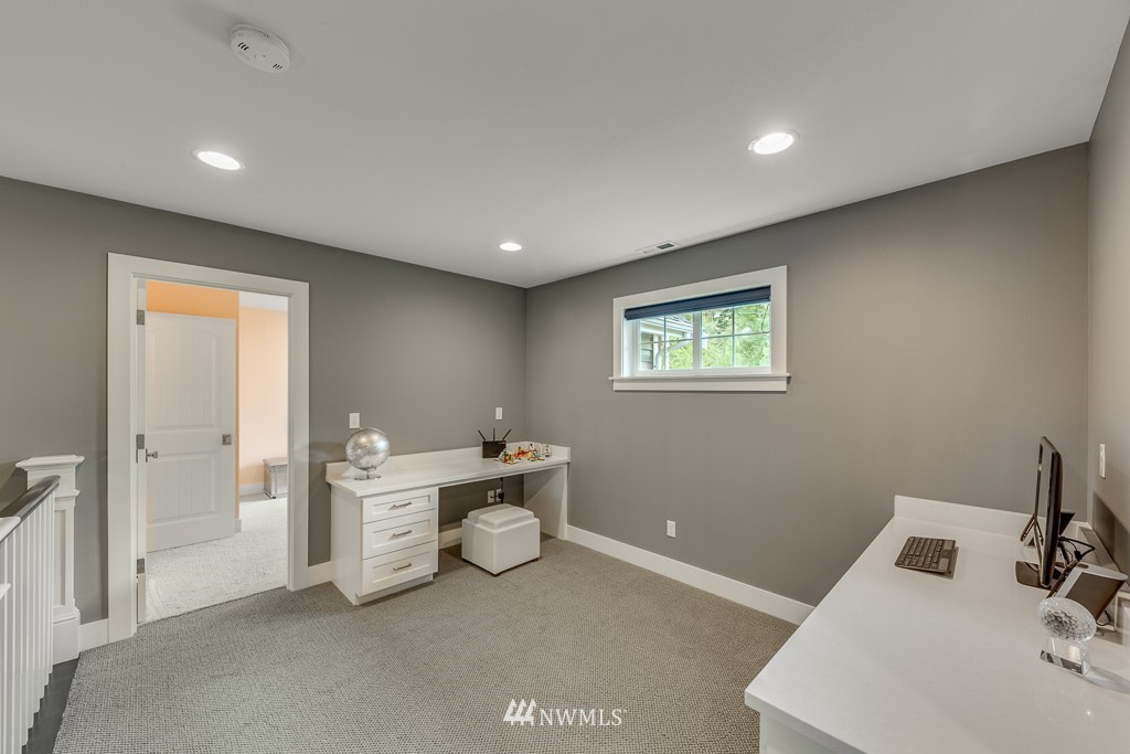 709 183rd Street Southeast Bothell, WA 98012 - Photo 18 of 25 Gallery Image 18