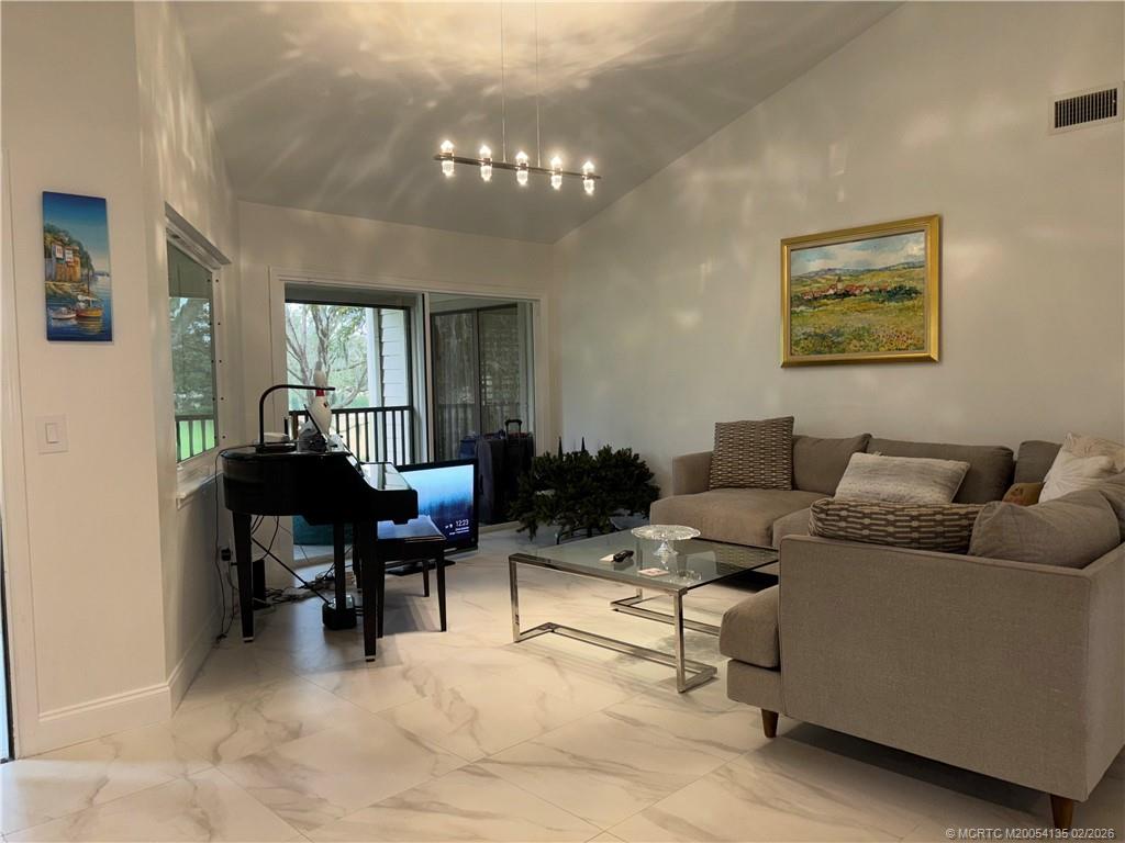 6433 Southeast Brandywine Court, Unit 219 Stuart, FL 34997 - Photo 8 of 10