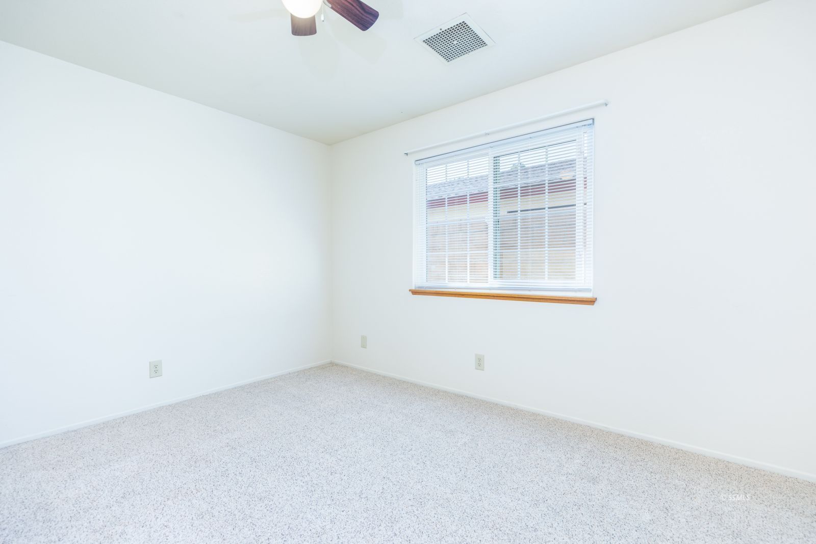 1125 West Tamarisk Avenue Ridgecrest, CA 93555 - Photo 20 of 33