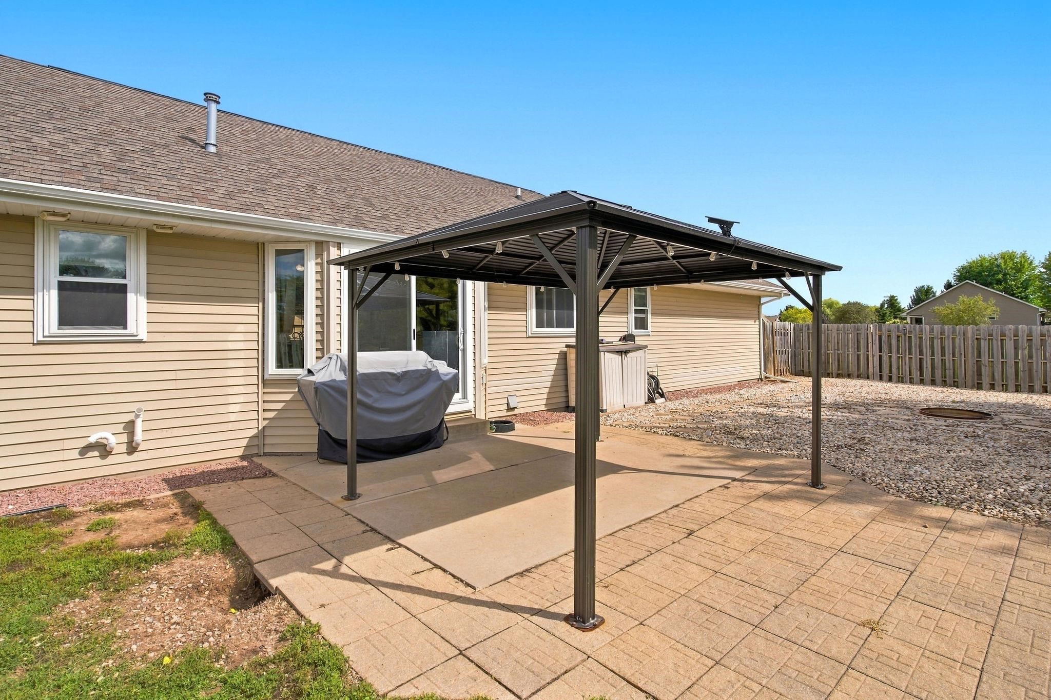 2188 Klondike Road Green Bay, WI 54311 - Photo 6 of 46 Gallery Image 6
