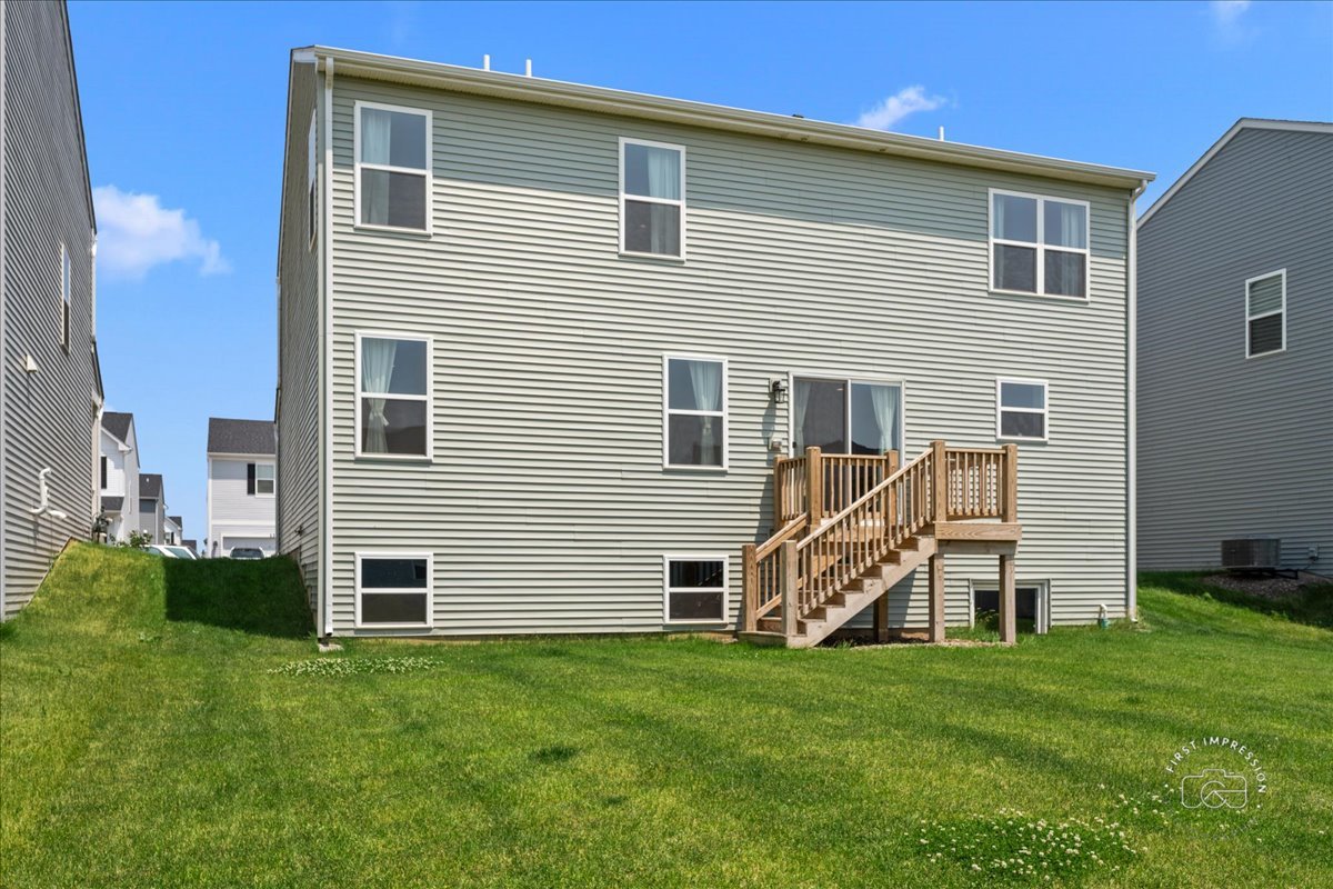 1313 Endicott Road South Elgin, IL 60177 - Photo 20 of 20 a view of a house with a yard