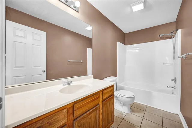 $269,900 | 107 Baize Drive, Carlock, IL 61725