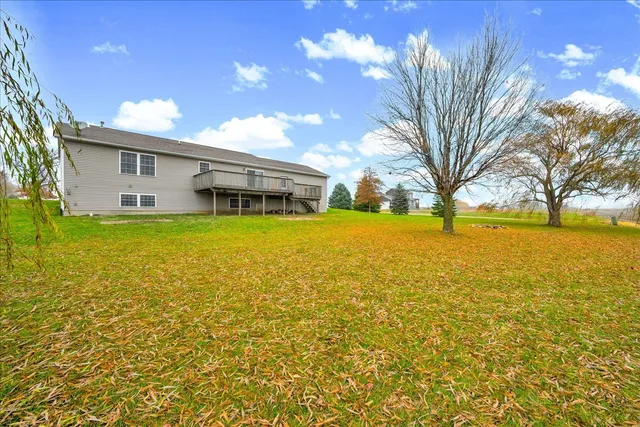 $269,900 | 107 Baize Drive, Carlock, IL 61725