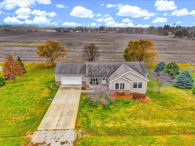 $269,900 | 107 Baize Drive, Carlock, IL 61725