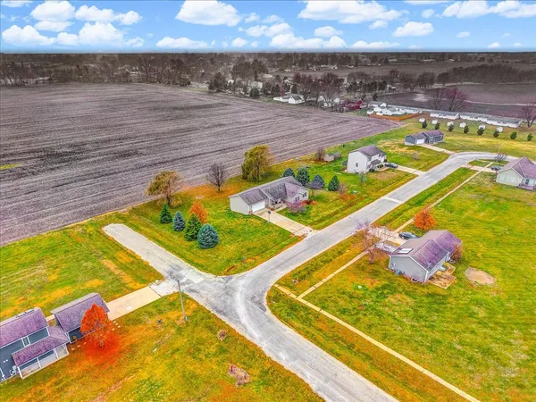 $276,400 | 107 Baize Drive, Carlock, IL 61725