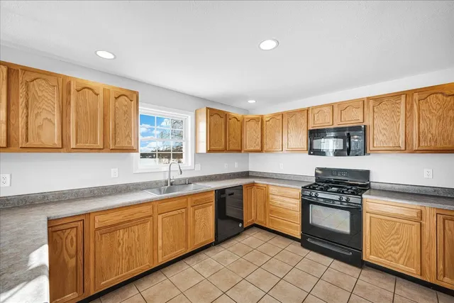 $269,900 | 107 Baize Drive, Carlock, IL 61725