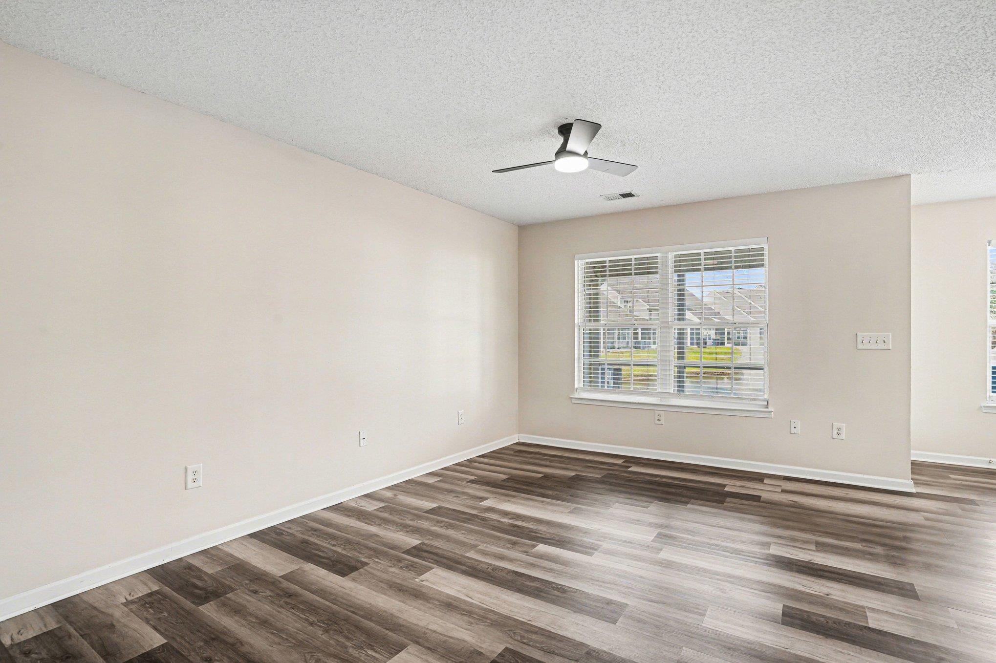 1037 Stanton PI, Unit 1037 Myrtle Beach, SC 29579 - Photo 4 of 33