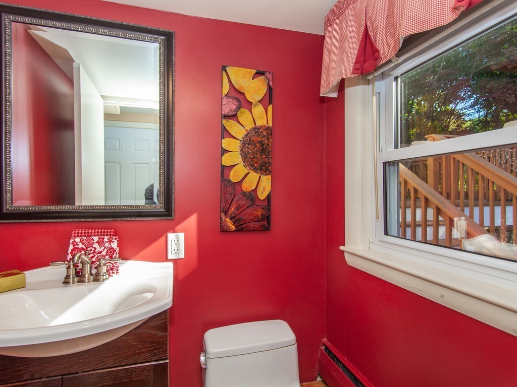 69 Alderwood Road Waltham, MA 02452 - Photo 17 of 28 Gallery Image 17