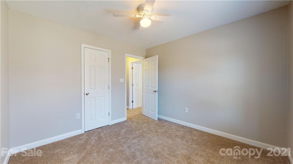 11400 Painted Tree Road Charlotte, NC 28226 - Photo 24 of 37 Gallery Image 24