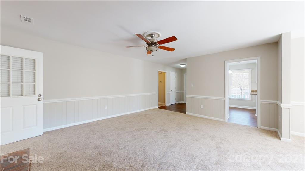 11400 Painted Tree Road Charlotte, NC 28226 - Photo 4 of 37 Gallery Image 4