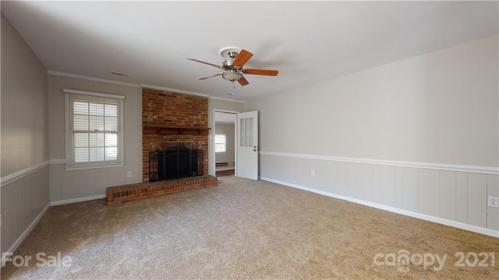 11400 Painted Tree Road Charlotte, NC 28226 - Photo 6 of 37 Gallery Image 6