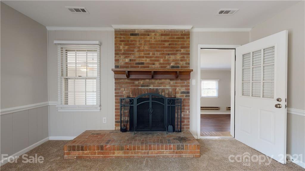 11400 Painted Tree Road Charlotte, NC 28226 - Photo 7 of 37 Gallery Image 7